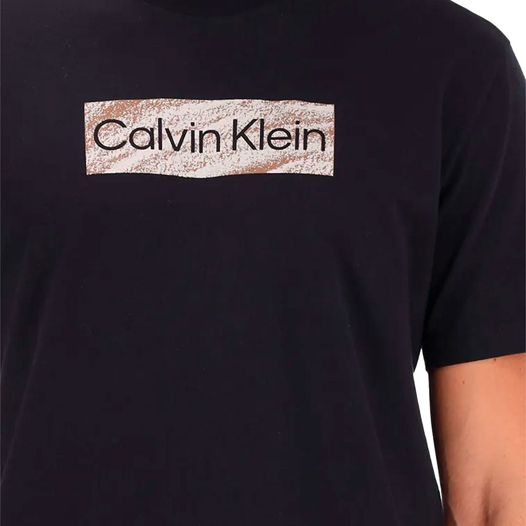 Camiseta Calvin Klein Logo Sand Masculino