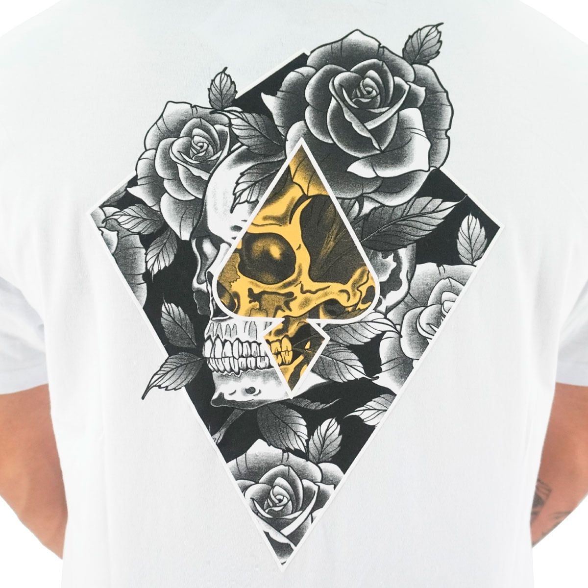 Camiseta Mcd Caveira Rosas Masculino