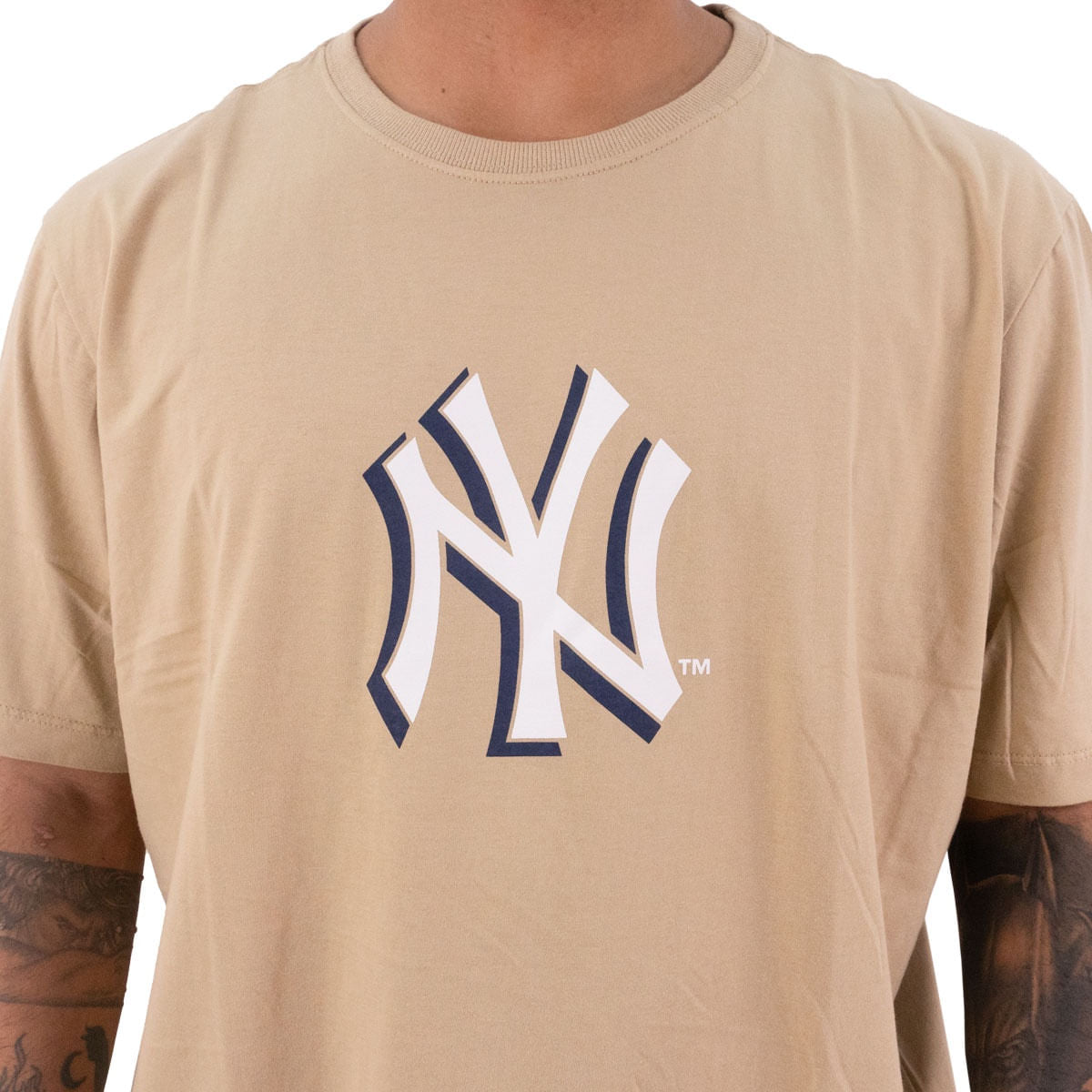 Camiseta Over New Era Neyyan Masculino