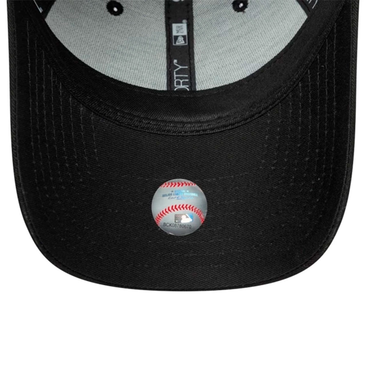 Boné New Era 9Forty Leopard Feminino
