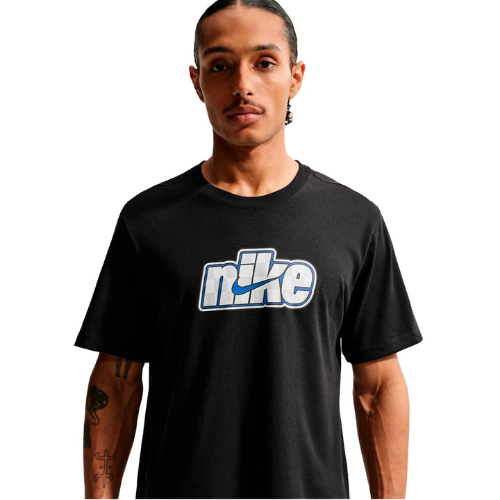 Camiseta Nike Sportswear Celebrate Masculino
