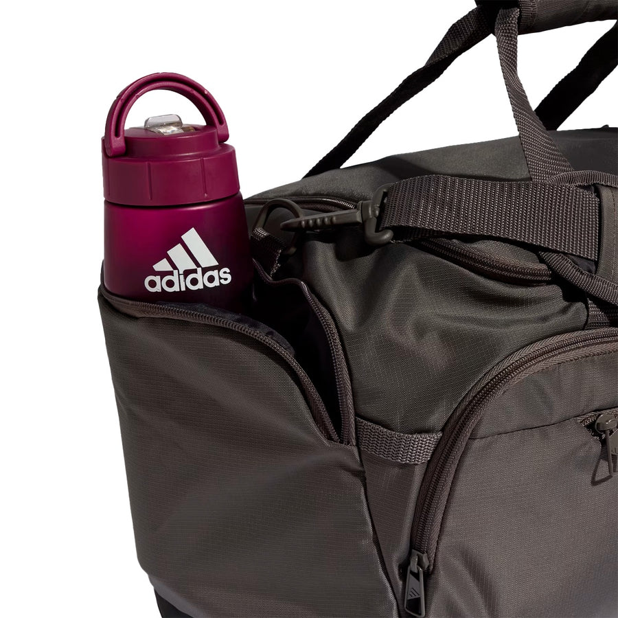 Bolsa Adidas Defender Duffle Masculino — Ventilação e acesso fácil no dia a dia