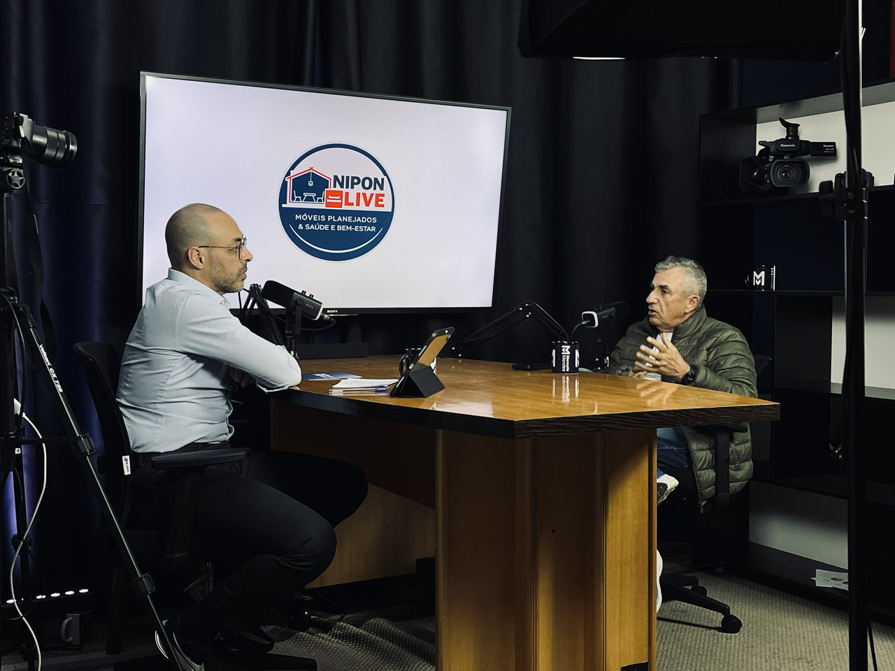 De Porta a Porta ao Esporte: a História do Fundador Rogério Simões em Podcast