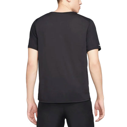 Camiseta Nike Run Division Masculino