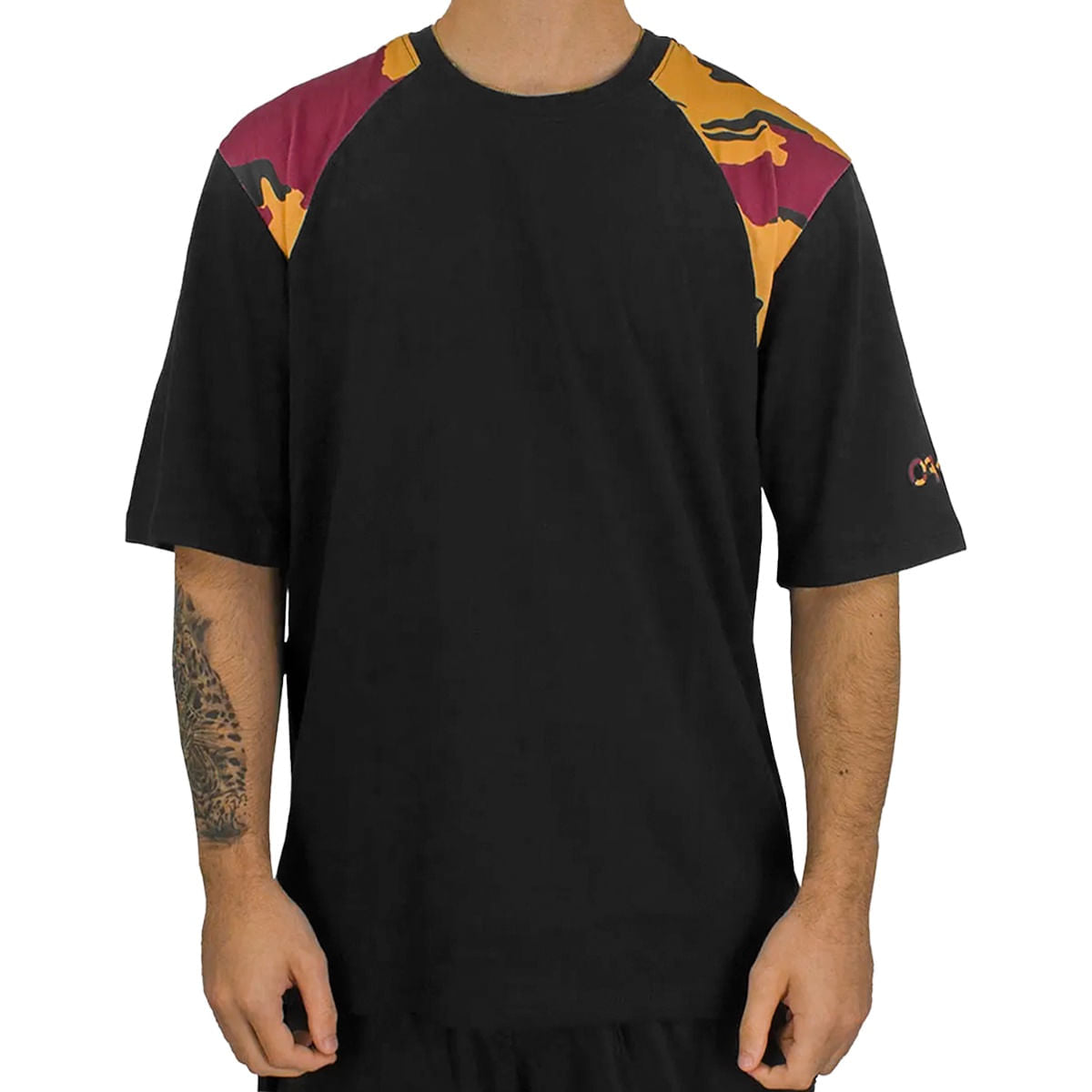 Camiseta Oakley Camo Oversized Masculino