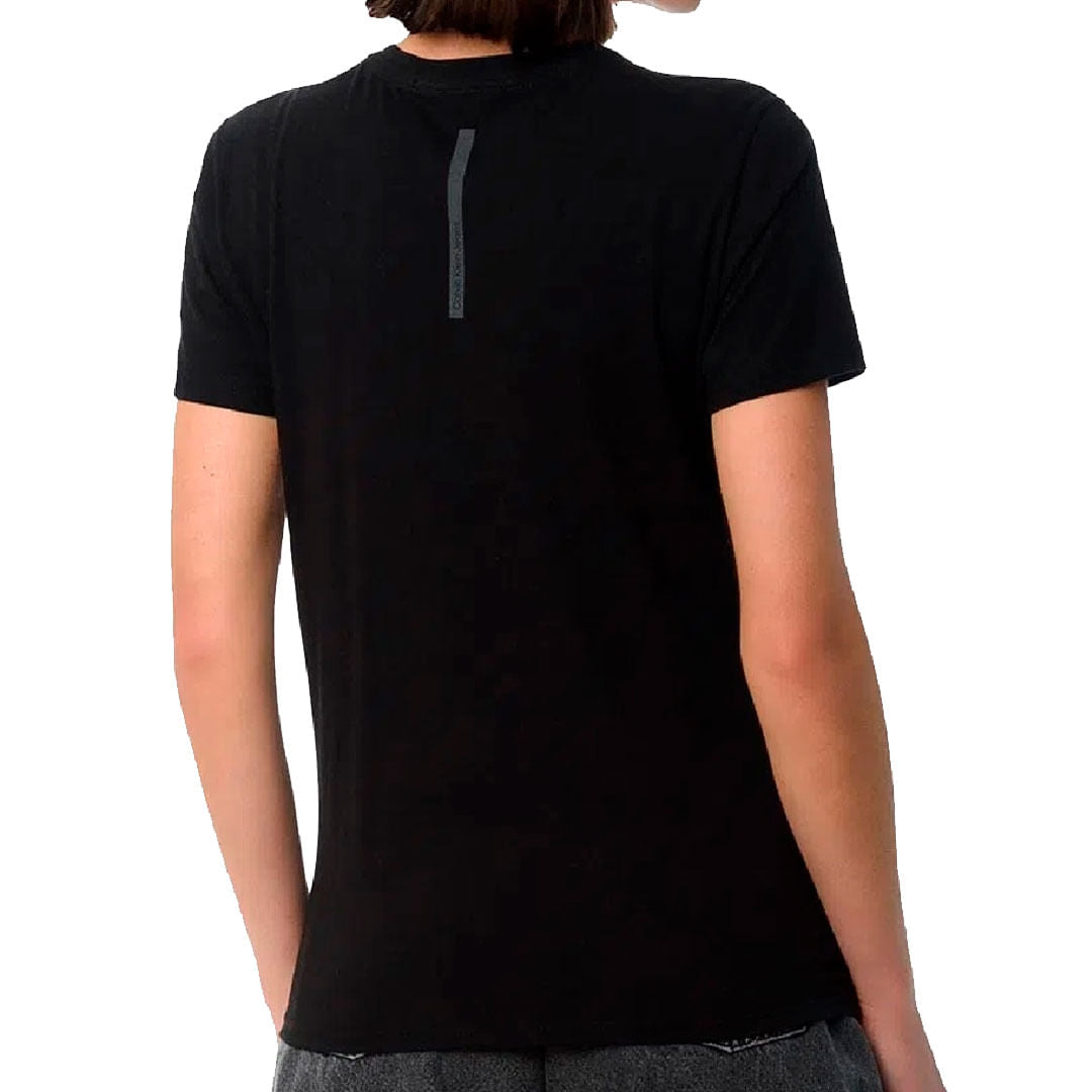 Camiseta Calvin Klein Reissue Feminino