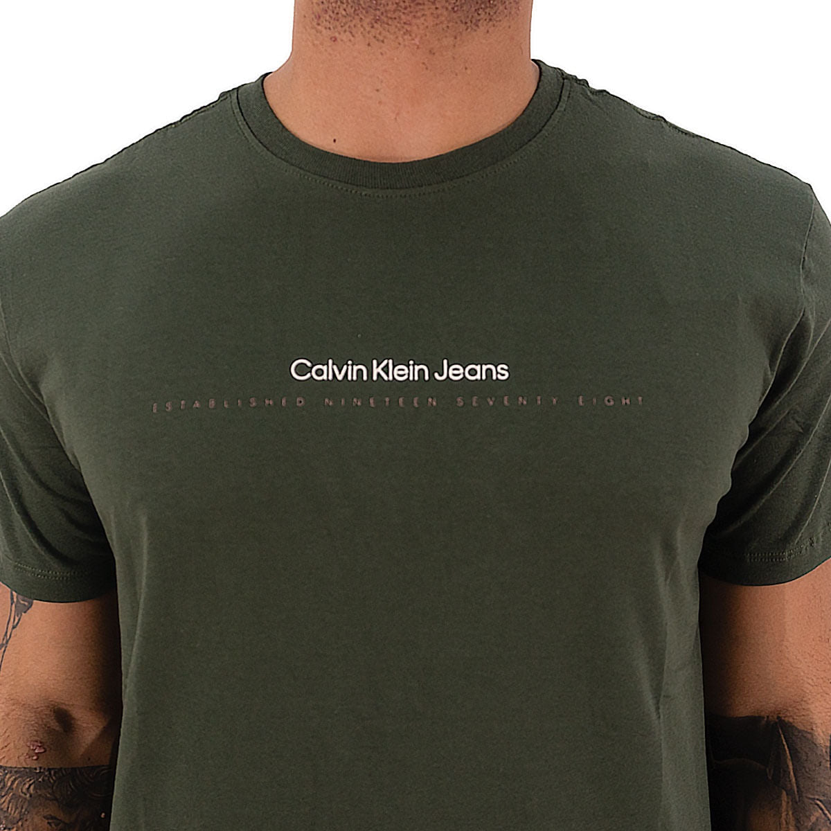 Camiseta Calvin Klein Logo Minimal Masculino