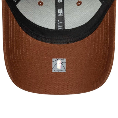 Boné Aba Curva New Era 9Forty Outline Unissex