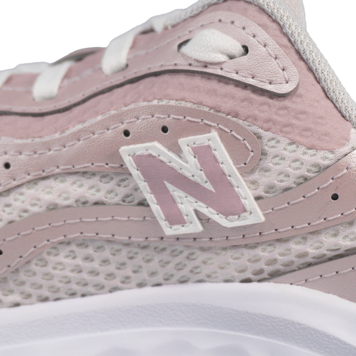 Tênis New Balance Warishi V4 Feminino
