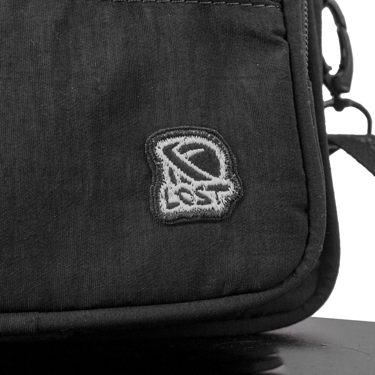 Shoulder Bag Lost Patch Unissex