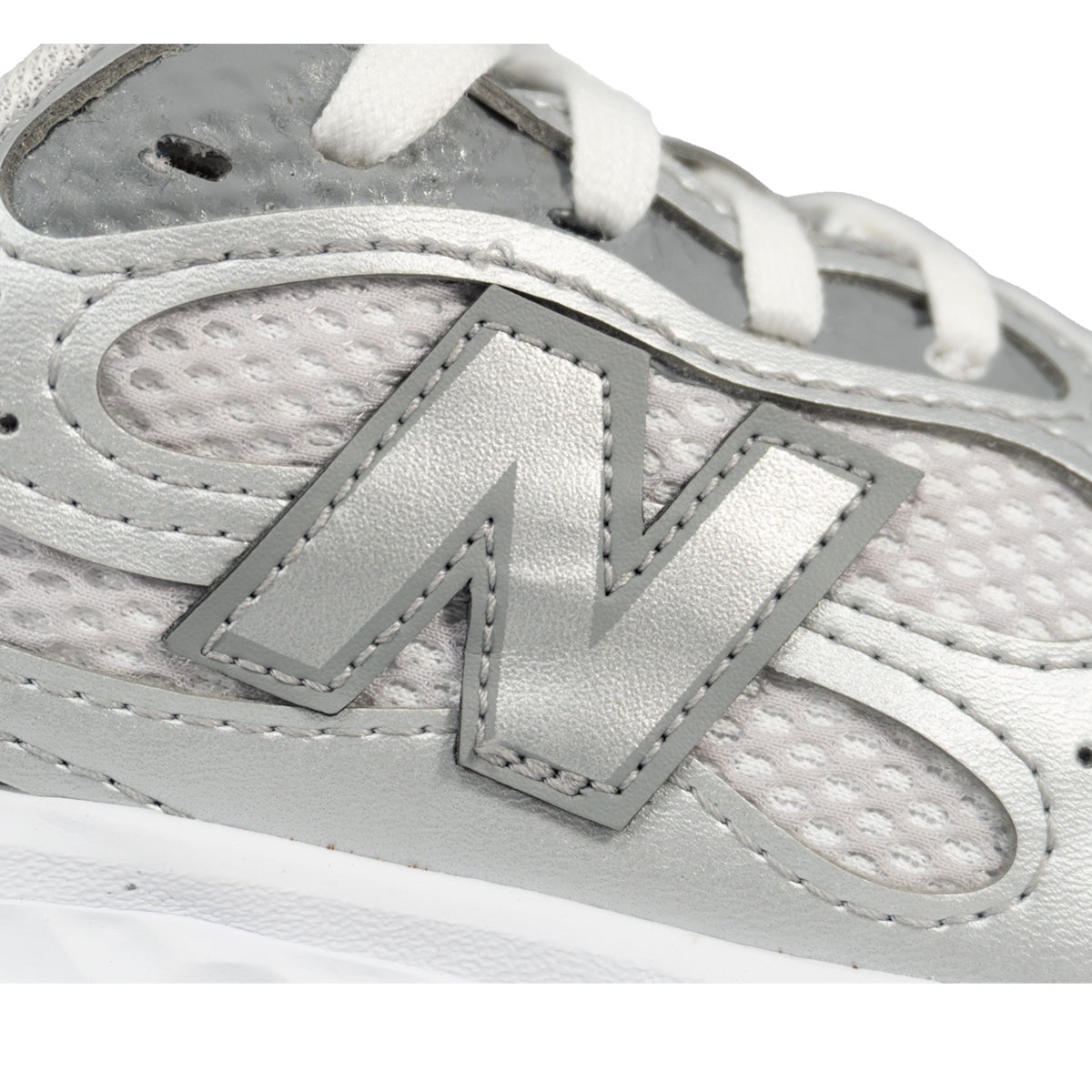 Tênis New Balance Fresh Foam Arishiv4 Feminino