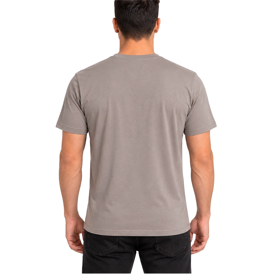 Camiseta Puma Essentials Masculino — Costas sem nada