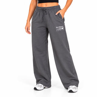 Calça New Balance Trackside Feminino