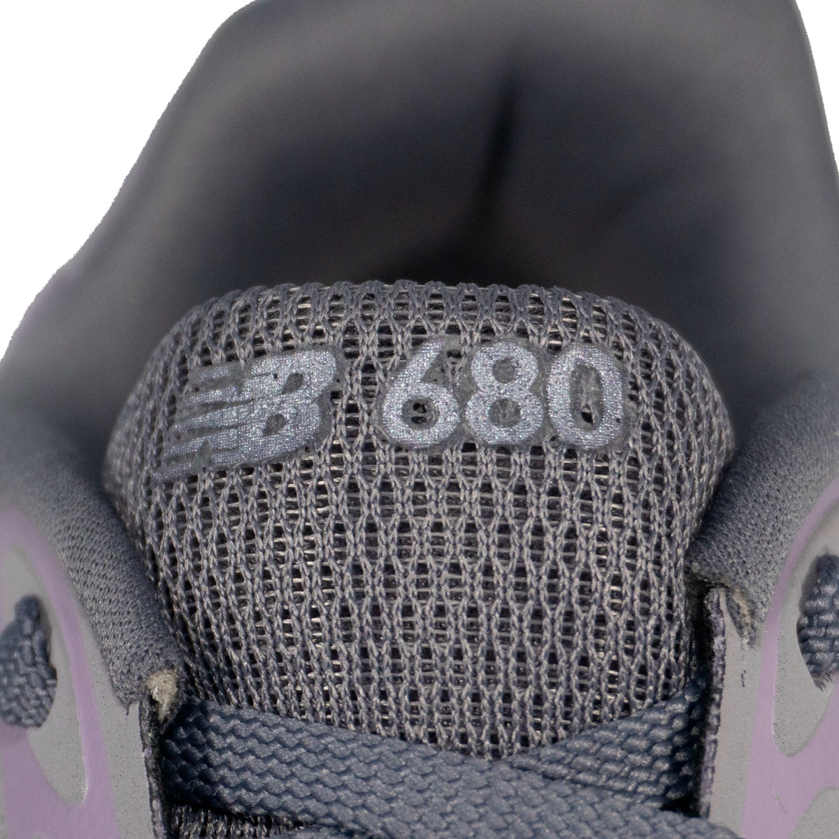 Tênis New Balance Fresh Foam 680V9 Feminino
